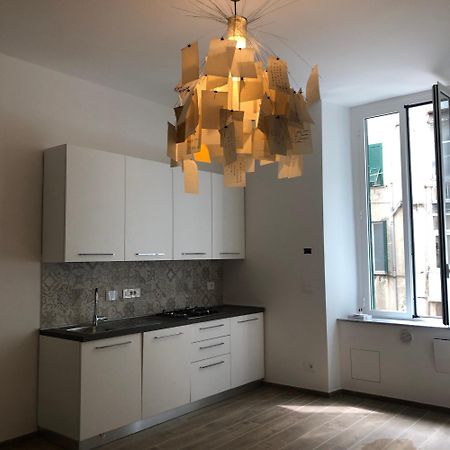 New Corso Italia Savona Villa Buitenkant foto